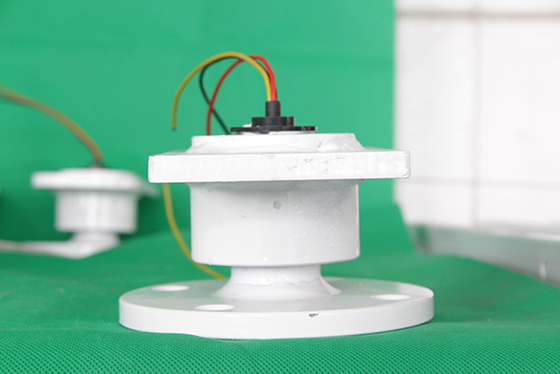 5KW 10KW HAWT Rüzgar Türbini Tasarımı 220V Kapalı Izgara Yatay Rotor Rüzgar Türbini
